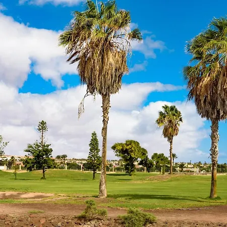 Lägenhet Modern In Residential Complex With Pools *