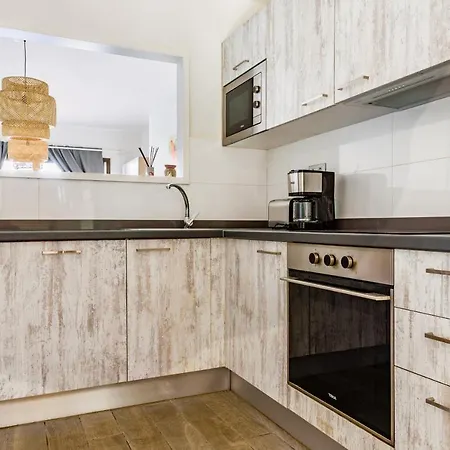 Apartment Modern In Residential Complex With Pools