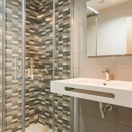 Modern In Residential Complex With Pools Apartment Costa De Antigua